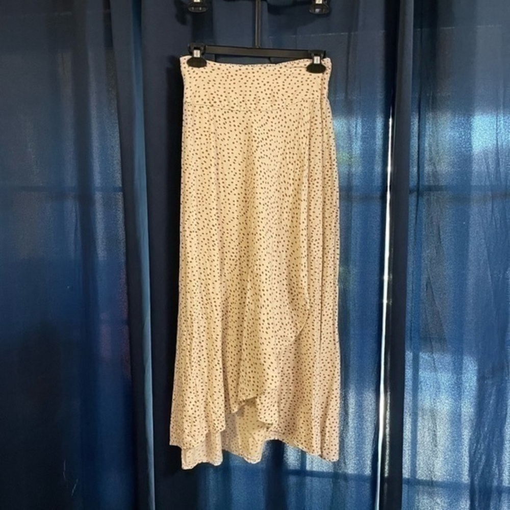 Japna spotted tan skirt
